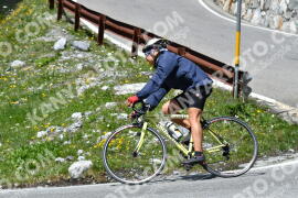 Photo #2192439 | 25-06-2022 14:06 | Passo Dello Stelvio - Waterfall curve BICYCLES