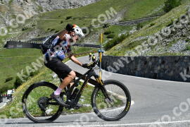 Foto #2217671 | 02-07-2022 10:42 | Passo Dello Stelvio - Waterfall Kehre BICYCLES