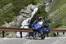 Photo #3355339 | 05-07-2023 09:55 | Passo Dello Stelvio - Waterfall curve