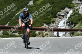 Photo #2296853 | 13-07-2022 12:19 | Passo Dello Stelvio - Waterfall curve BICYCLES