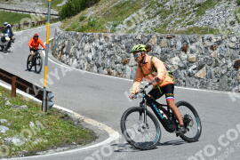 Photo #2400380 | 25-07-2022 12:35 | Passo Dello Stelvio - Waterfall curve BICYCLES