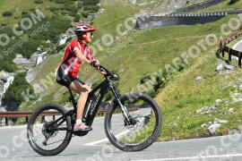 Photo #2398469 | 25-07-2022 10:39 | Passo Dello Stelvio - Waterfall curve BICYCLES
