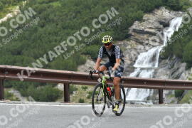 Photo #2360958 | 20-07-2022 12:08 | Passo Dello Stelvio - Waterfall curve BICYCLES