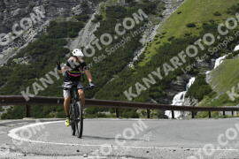 Photo #3557291 | 23-07-2023 15:33 | Passo Dello Stelvio - Waterfall curve BICYCLES