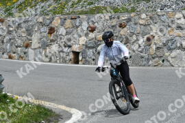 Photo #2198394 | 26-06-2022 12:52 | Passo Dello Stelvio - Waterfall curve BICYCLES