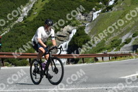 Photo #2248349 | 07-07-2022 10:06 | Passo Dello Stelvio - Waterfall curve BICYCLES