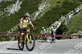 Photo #2183519 | 25-06-2022 09:29 | Passo Dello Stelvio - Waterfall curve BICYCLES