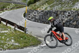 Photo #3663897 | 30-07-2023 11:28 | Passo Dello Stelvio - Waterfall curve BICYCLES