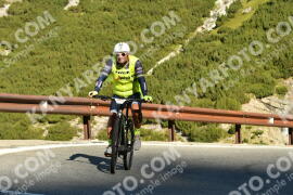 Photo #2645959 | 14-08-2022 09:46 | Passo Dello Stelvio - Waterfall curve BICYCLES