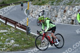 Photo #2371733 | 22-07-2022 13:36 | Passo Dello Stelvio - Waterfall curve BICYCLES