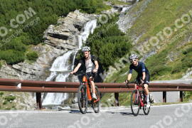 Photo #2430720 | 29-07-2022 10:23 | Passo Dello Stelvio - Waterfall curve BICYCLES