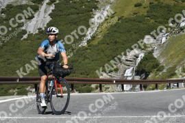 Photo #2739399 | 25-08-2022 10:48 | Passo Dello Stelvio - Waterfall curve BICYCLES