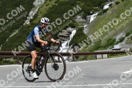 Photo #2176804 | 23-06-2022 12:22 | Passo Dello Stelvio - Waterfall curve BICYCLES
