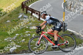 Photo #2401439 | 25-07-2022 13:26 | Passo Dello Stelvio - Waterfall curve BICYCLES