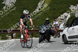 Photo #2625551 | 13-08-2022 11:19 | Passo Dello Stelvio - Waterfall curve BICYCLES