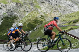 Photo #2179089 | 24-06-2022 11:07 | Passo Dello Stelvio - Waterfall curve BICYCLES