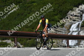 Photo #3986760 | 20-08-2023 12:28 | Passo Dello Stelvio - Waterfall curve BICYCLES