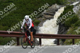 Photo #3925554 | 17-08-2023 10:18 | Passo Dello Stelvio - Waterfall curve BICYCLES