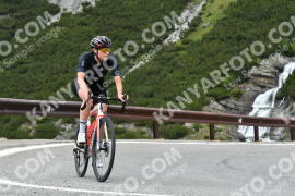 Photo #2198219 | 26-06-2022 12:02 | Passo Dello Stelvio - Waterfall curve BICYCLES