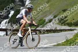 Photo #2171152 | 20-06-2022 14:50 | Passo Dello Stelvio - Waterfall curve BICYCLES