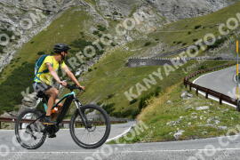 Photo #2680884 | 17-08-2022 10:20 | Passo Dello Stelvio - Waterfall curve BICYCLES