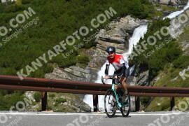 Photo #4101777 | 31-08-2023 11:17 | Passo Dello Stelvio - Waterfall curve BICYCLES