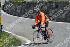 Photo #2137323 | 17-06-2022 11:27 | Passo Dello Stelvio - Waterfall curve BICYCLES