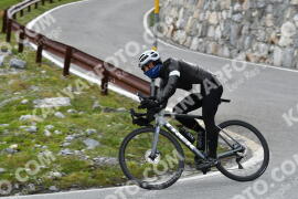 Photo #2449592 | 30-07-2022 15:47 | Passo Dello Stelvio - Waterfall curve BICYCLES