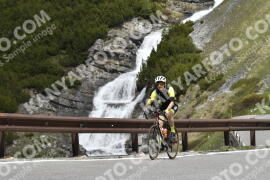 Photo #3060232 | 08-06-2023 11:21 | Passo Dello Stelvio - Waterfall curve BICYCLES