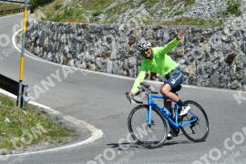 Photo #2370296 | 22-07-2022 12:19 | Passo Dello Stelvio - Waterfall curve BICYCLES