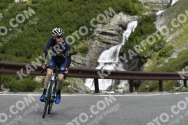 Foto #3734913 | 06-08-2023 10:30 | Passo Dello Stelvio - Waterfall Kehre BICYCLES