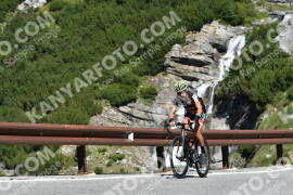 Photo #2431270 | 29-07-2022 10:52 | Passo Dello Stelvio - Waterfall curve BICYCLES
