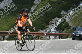 Fotó #2363491 | 21-07-2022 11:11 | Passo Dello Stelvio - Vízesés kanyar Bicajosok