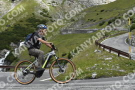 Photo #3663045 | 30-07-2023 11:03 | Passo Dello Stelvio - Waterfall curve BICYCLES