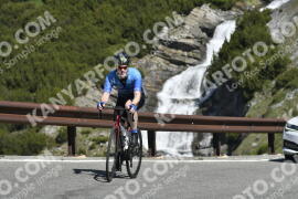 Photo #3171407 | 19-06-2023 10:17 | Passo Dello Stelvio - Waterfall curve BICYCLES
