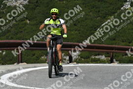 Foto #2590669 | 11-08-2022 11:33 | Passo Dello Stelvio - Waterfall Kehre BICYCLES