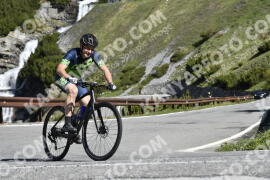 Photo #2082654 | 04-06-2022 09:48 | Passo Dello Stelvio - Waterfall curve BICYCLES