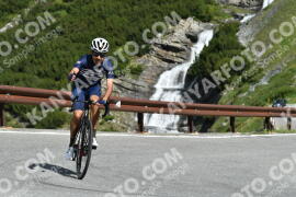 Photo #2207114 | 30-06-2022 10:06 | Passo Dello Stelvio - Waterfall curve BICYCLES