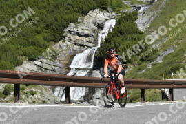 Foto #3816045 | 11-08-2023 10:34 | Passo Dello Stelvio - Waterfall Kehre BICYCLES