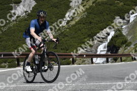 Foto #2117040 | 11-06-2022 10:47 | Passo Dello Stelvio - Waterfall Kehre BICYCLES