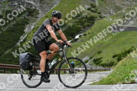 Photo #2205457 | 29-06-2022 10:31 | Passo Dello Stelvio - Waterfall curve BICYCLES