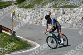 Photo #2147328 | 18-06-2022 15:14 | Passo Dello Stelvio - Waterfall curve BICYCLES