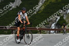 Photo #3881510 | 14-08-2023 10:11 | Passo Dello Stelvio - Waterfall curve BICYCLES