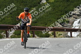 Photo #2379159 | 24-07-2022 13:21 | Passo Dello Stelvio - Waterfall curve BICYCLES