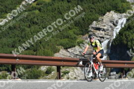 Photo #2512949 | 05-08-2022 09:53 | Passo Dello Stelvio - Waterfall curve BICYCLES