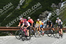 Photo #2439234 | 30-07-2022 10:38 | Passo Dello Stelvio - Waterfall curve BICYCLES