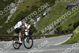 Photo #3244106 | 26-06-2023 10:37 | Passo Dello Stelvio - Waterfall curve BICYCLES