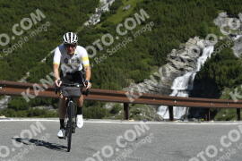 Photo #3496910 | 16-07-2023 09:45 | Passo Dello Stelvio - Waterfall curve BICYCLES