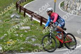 Photo #2179724 | 24-06-2022 12:59 | Passo Dello Stelvio - Waterfall curve BICYCLES