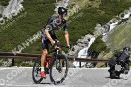 Photo #2082174 | 04-06-2022 11:03 | Passo Dello Stelvio - Waterfall curve BICYCLES